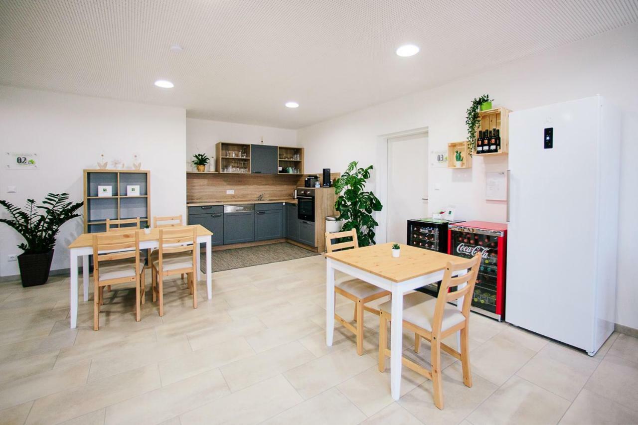 Steira-Studios Ehrenhausen Kültér fotó