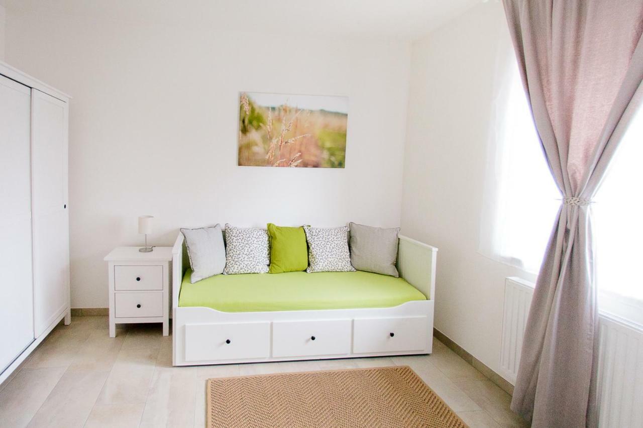 Steira-Studios Ehrenhausen Kültér fotó